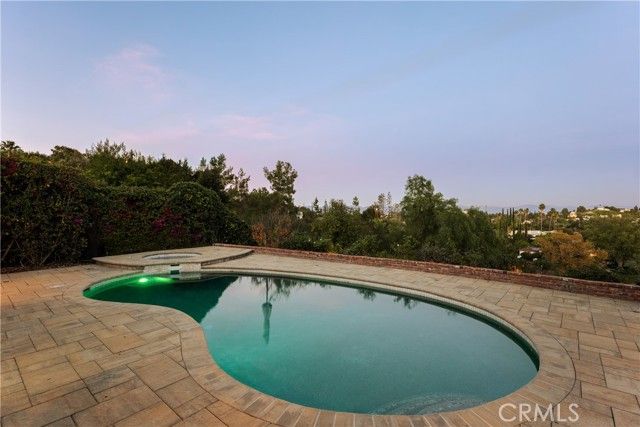 22370 Algunas Road, Woodland Hills (los Angeles), CA 91364