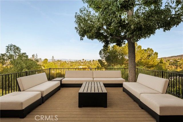 22370 Algunas Road, Woodland Hills (los Angeles), CA 91364