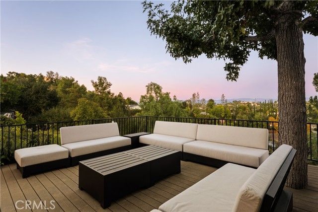 22370 Algunas Road, Woodland Hills (los Angeles), CA 91364