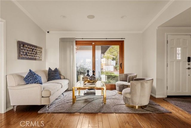 22370 Algunas Road, Woodland Hills (los Angeles), CA 91364