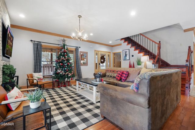 346 Autumn Lane, Gatlinburg, TN 37738