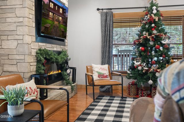 346 Autumn Lane, Gatlinburg, TN 37738