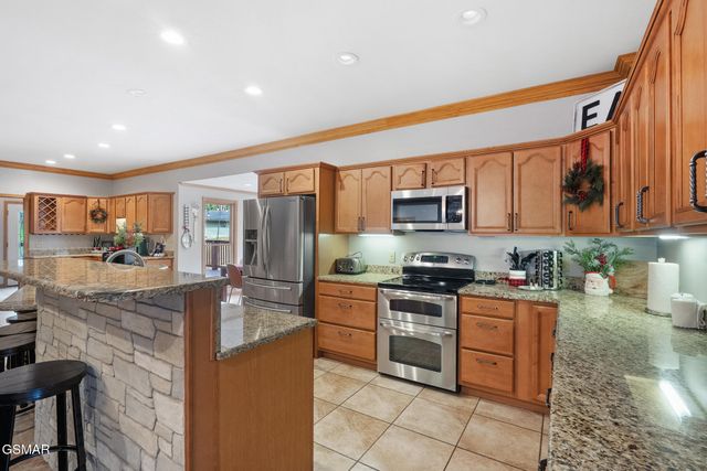 346 Autumn Lane, Gatlinburg, TN 37738