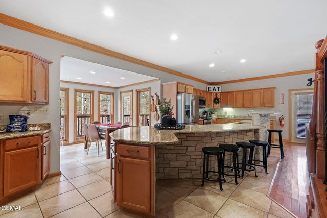 346 Autumn Lane, Gatlinburg, TN 37738