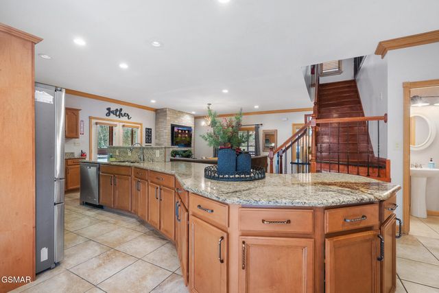 346 Autumn Lane, Gatlinburg, TN 37738