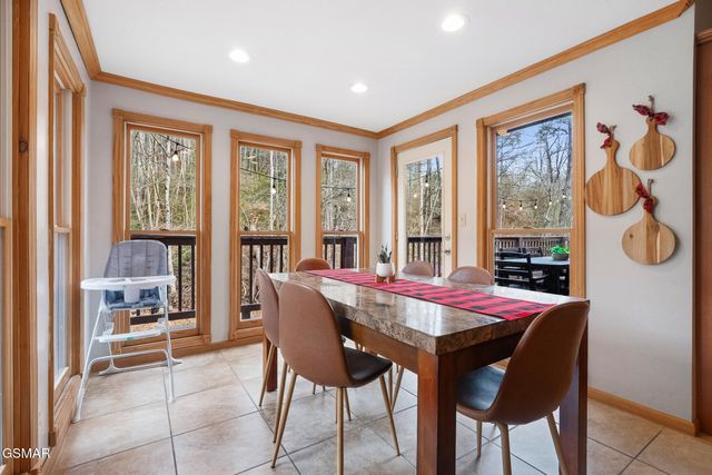 346 Autumn Lane, Gatlinburg, TN 37738