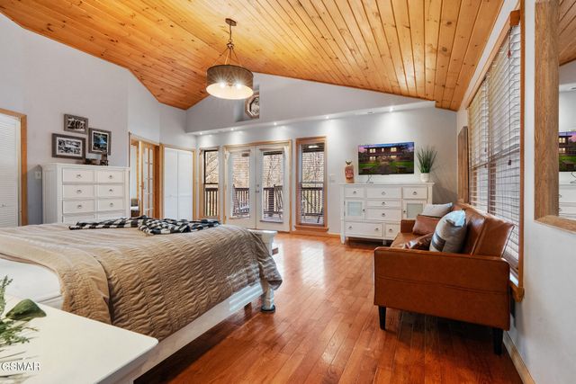 346 Autumn Lane, Gatlinburg, TN 37738