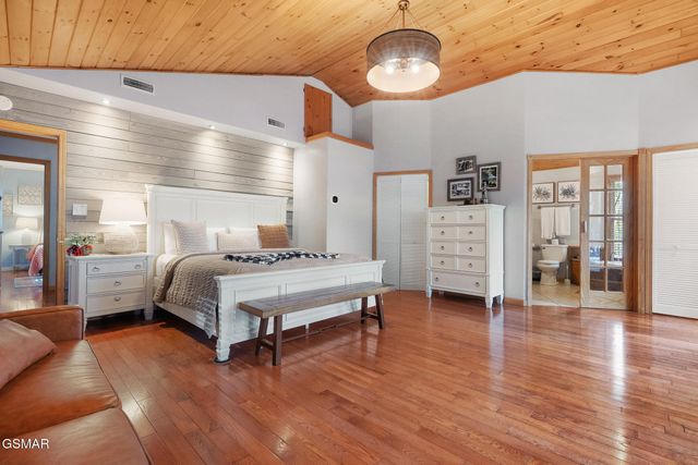 346 Autumn Lane, Gatlinburg, TN 37738