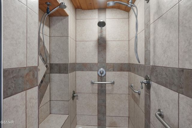 346 Autumn Lane, Gatlinburg, TN 37738