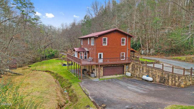 346 Autumn Lane, Gatlinburg, TN 37738