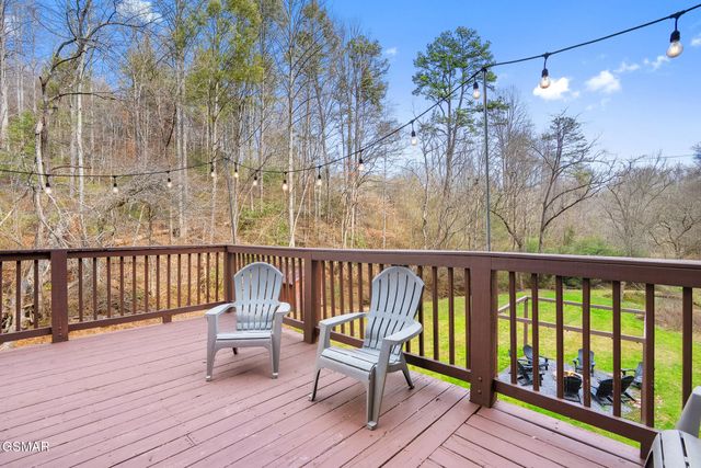 346 Autumn Lane, Gatlinburg, TN 37738