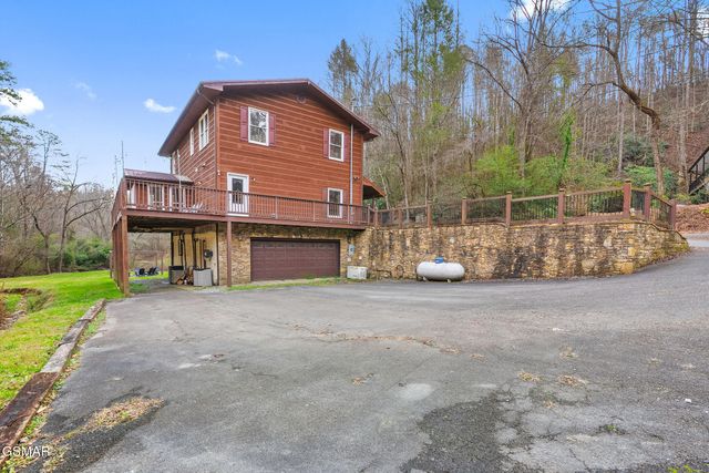 346 Autumn Lane, Gatlinburg, TN 37738