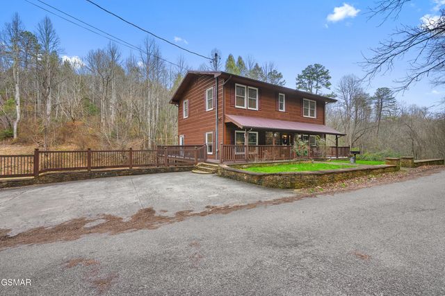 346 Autumn Lane, Gatlinburg, TN 37738