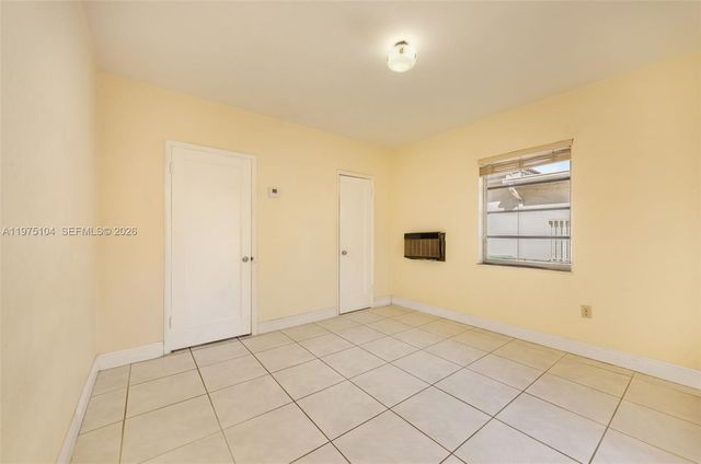 2367 SW 23rd Ter, Miami, FL 33145