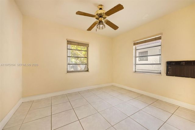 2367 SW 23rd Ter, Miami, FL 33145