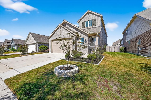 5018 Chestnut Orchard Drive, Houston, TX 77066