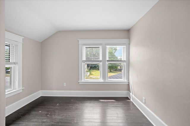 443 Hall Street Se, City Of Grand Rapids, MI 49507