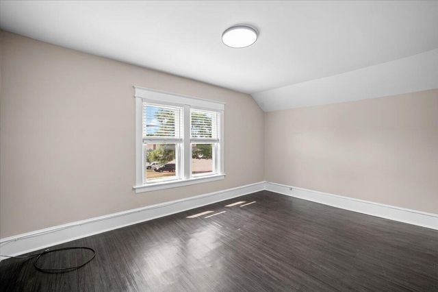 443 Hall Street Se, City Of Grand Rapids, MI 49507