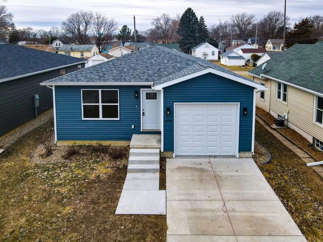 608 Wallgate Avenue, Waterloo, IA 50701
