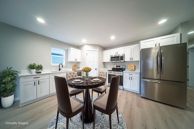 608 Wallgate Avenue, Waterloo, IA 50701