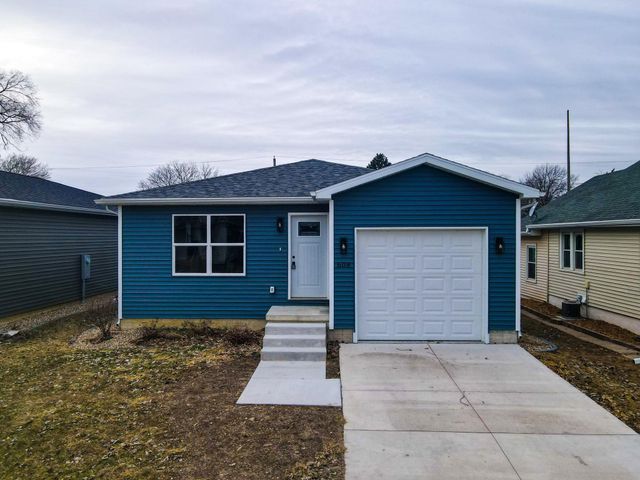 608 Wallgate Avenue, Waterloo, IA 50701