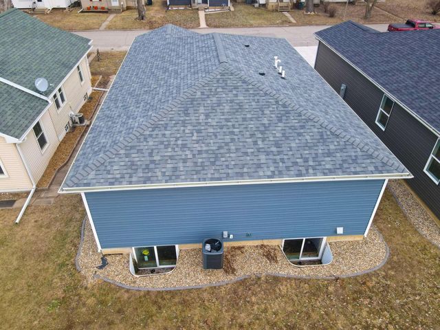 608 Wallgate Avenue, Waterloo, IA 50701