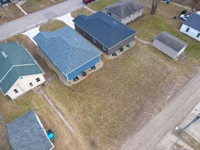 608 Wallgate Avenue, Waterloo, IA 50701