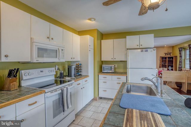 651 DAISEY RD, Clayton, DE 19938