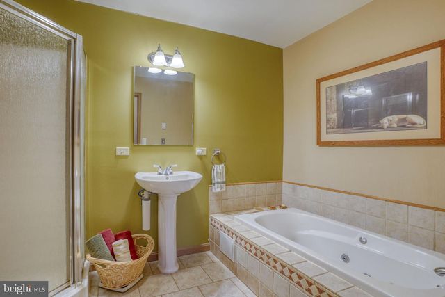 651 DAISEY RD, Clayton, DE 19938