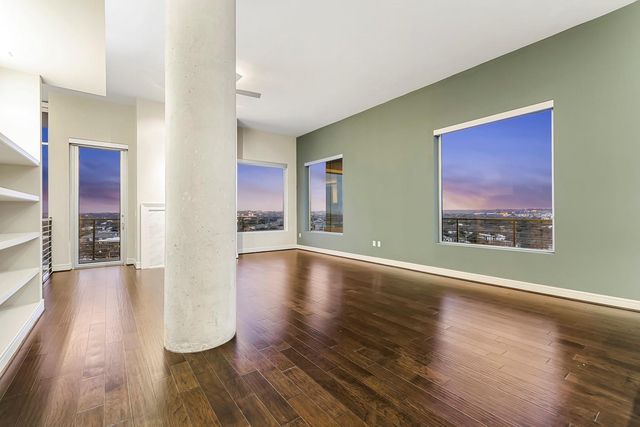 214 Barton Springs RD 1909, Austin, TX 78704