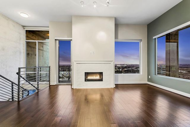 214 Barton Springs RD 1909, Austin, TX 78704