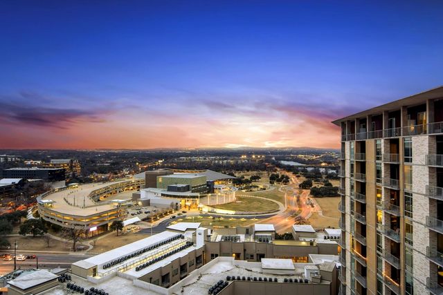 214 Barton Springs RD 1909, Austin, TX 78704