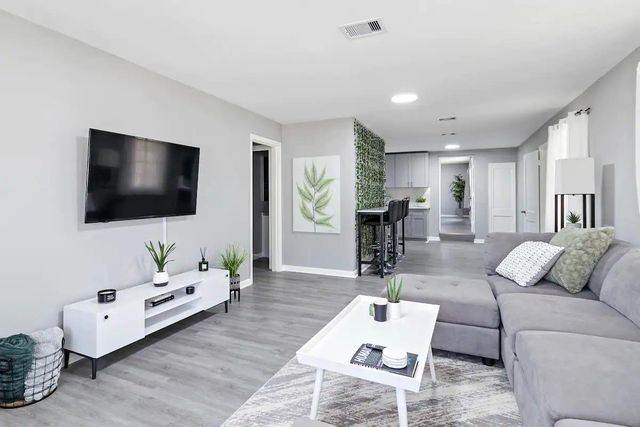 5130 Cosby Street, Houston, TX 77021