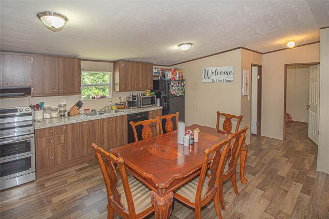 433 Highland Drive, Livingston, TX 77351