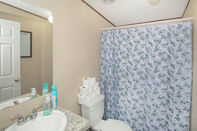 433 Highland Drive, Livingston, TX 77351