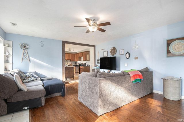 56400 Francis Avenue, Mishawaka, IN 46545