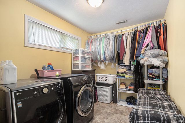 56400 Francis Avenue, Mishawaka, IN 46545