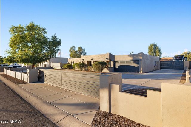 7648 E EMELITA Avenue, Mesa, AZ 85208