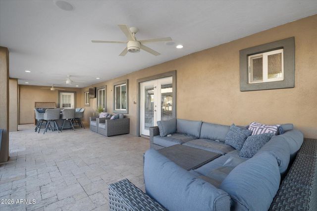7648 E EMELITA Avenue, Mesa, AZ 85208