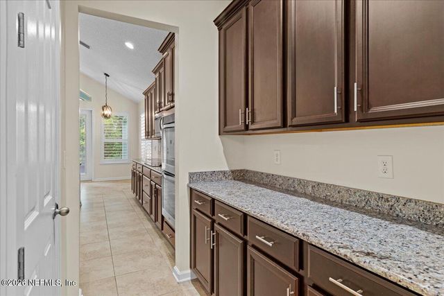 1201 E REDROCK RIDGE Avenue, Fruit Cove, FL 32259