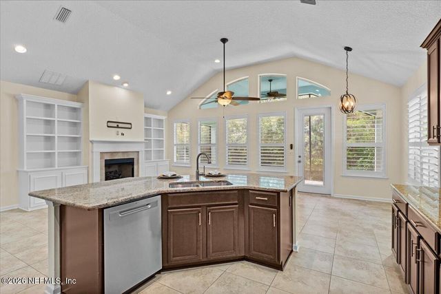 1201 E REDROCK RIDGE Avenue, Fruit Cove, FL 32259