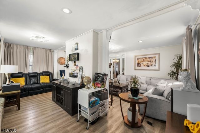955 Hamilton St, Rahway City, NJ 07065