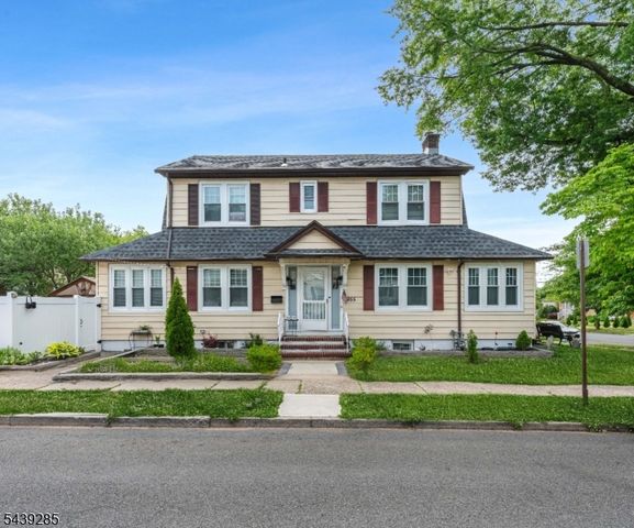 955 Hamilton St, Rahway City, NJ 07065