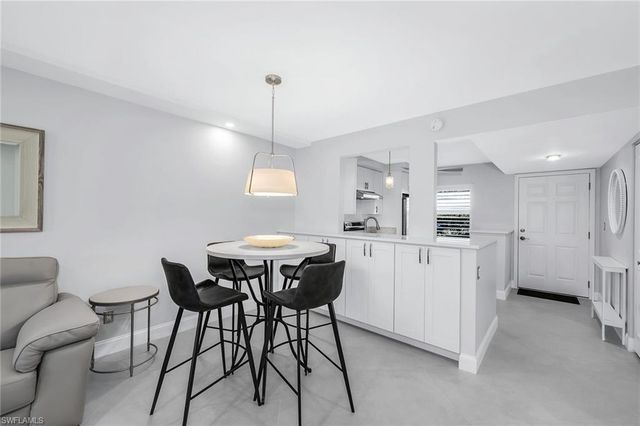 3055 Riviera DR # 102, Naples, FL 34103