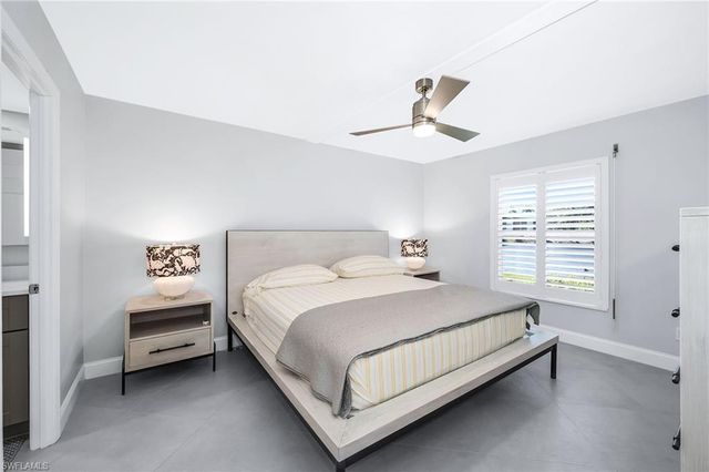 3055 Riviera DR # 102, Naples, FL 34103