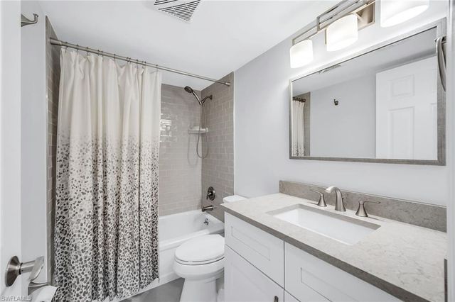 3055 Riviera DR # 102, Naples, FL 34103