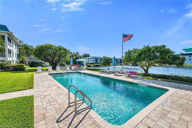 3055 Riviera DR # 102, Naples, FL 34103