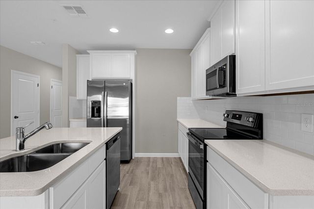 164 CAPE HONEYSUCKLE PLACE, Sanford, FL 32771