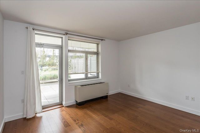 4022 College Point Boulevard 6A, Flushing, NY 11354