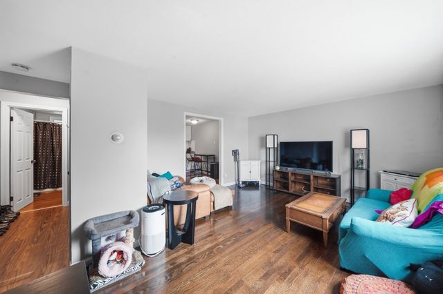 137 John A Dunn Memorial Dr 5, Rockland, MA 02370